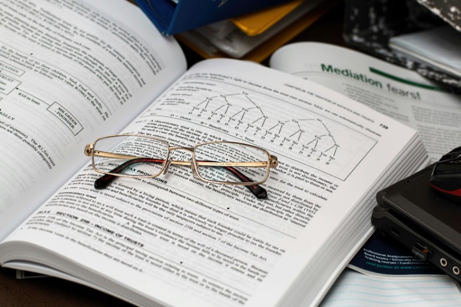 Research and Reference